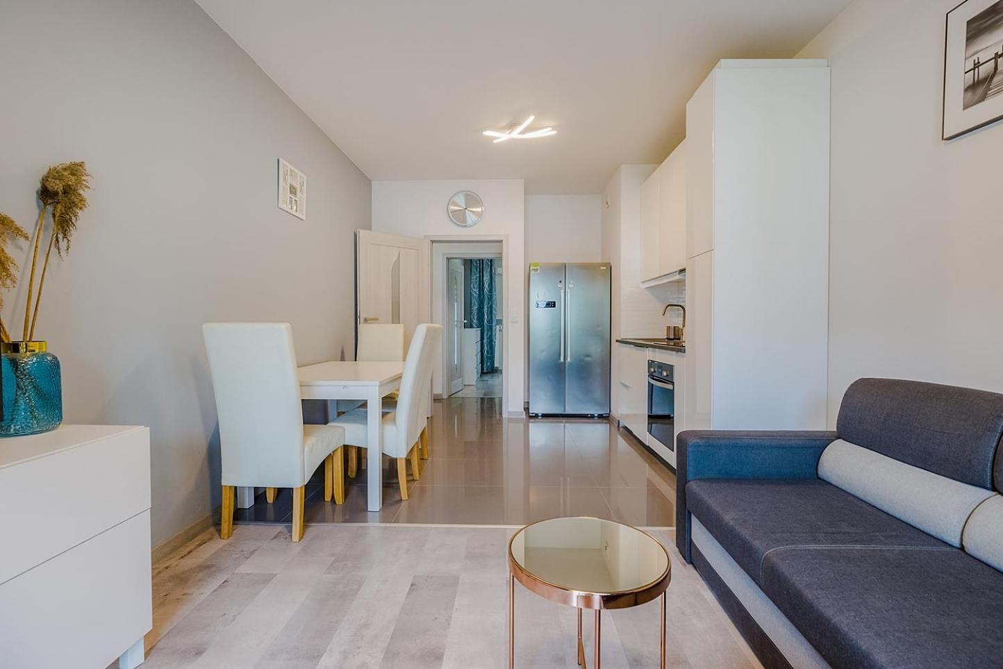 Family Apartment Zoliborz By Noclegi Renters Warsaw Exterior photo